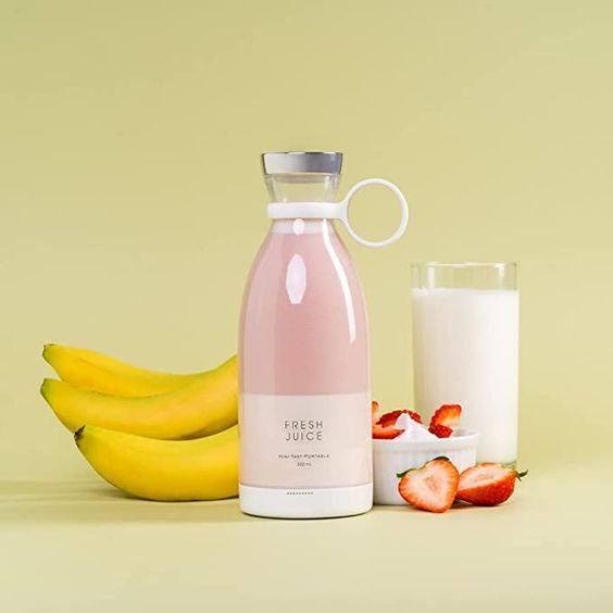 Mini Fusion Blender"** – Blend anywhere, anytime.